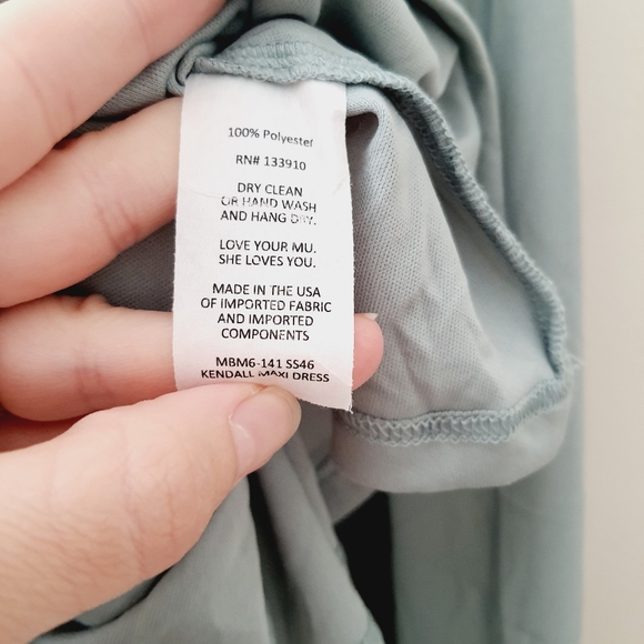 🌿 Show Me Your MuMu Kendall Maxi Dresssilver sage - Picture 4 of 8